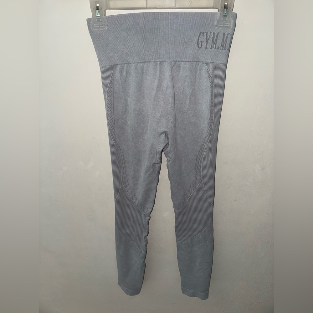 TikTok Shop - Gray Leggings